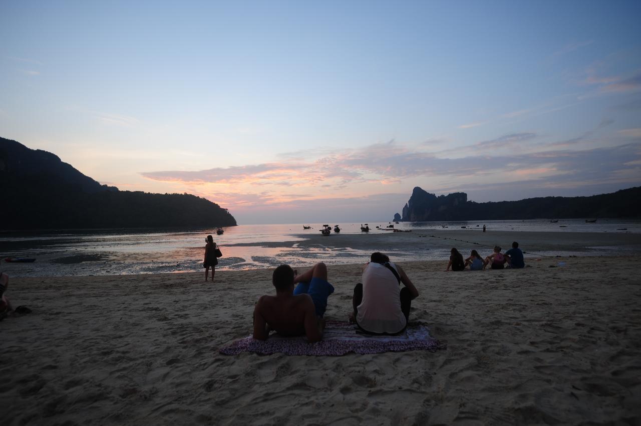 Twin Palms Hostel Phi Phi Kültér fotó